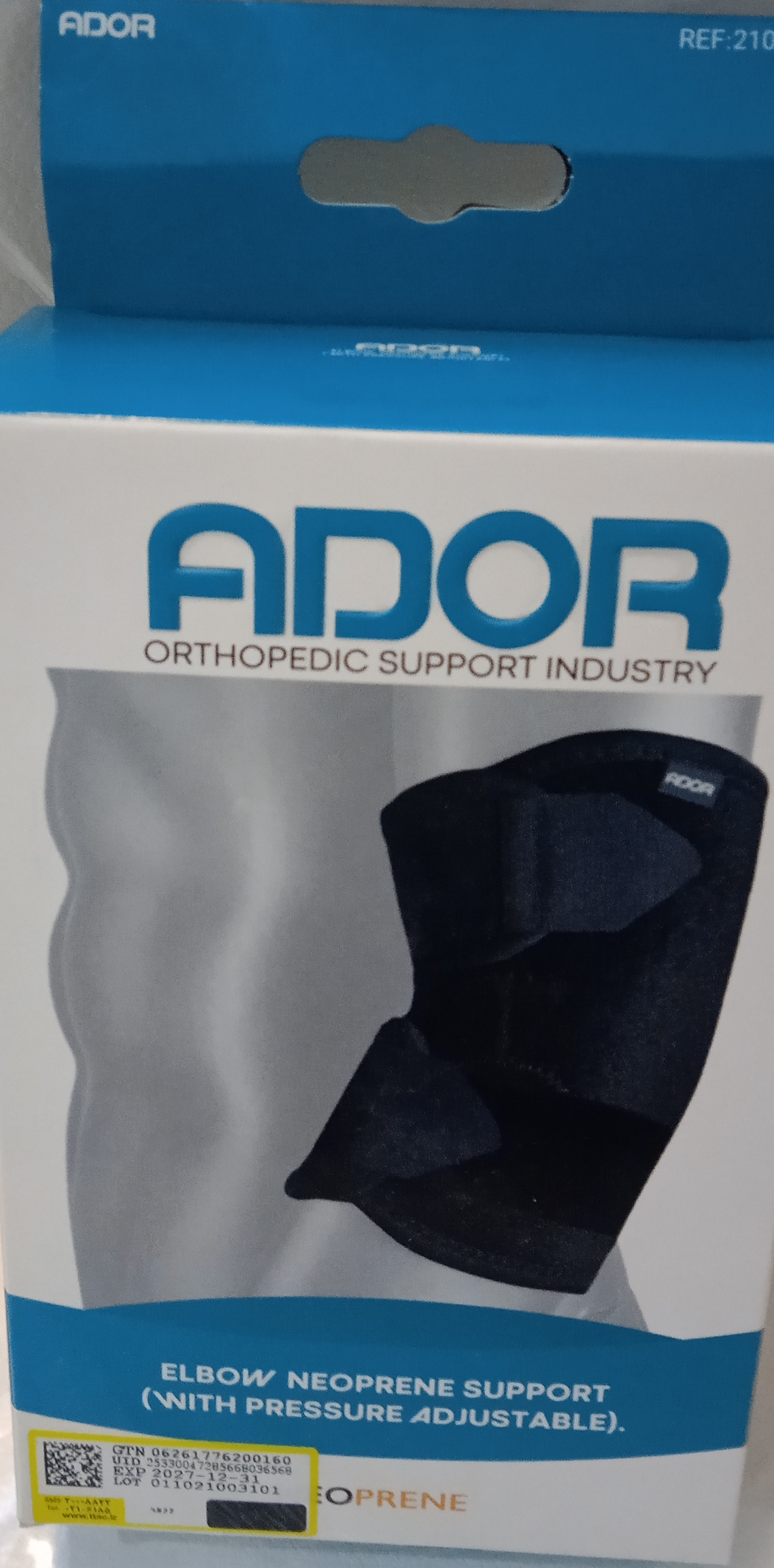 آرنج بند آدور